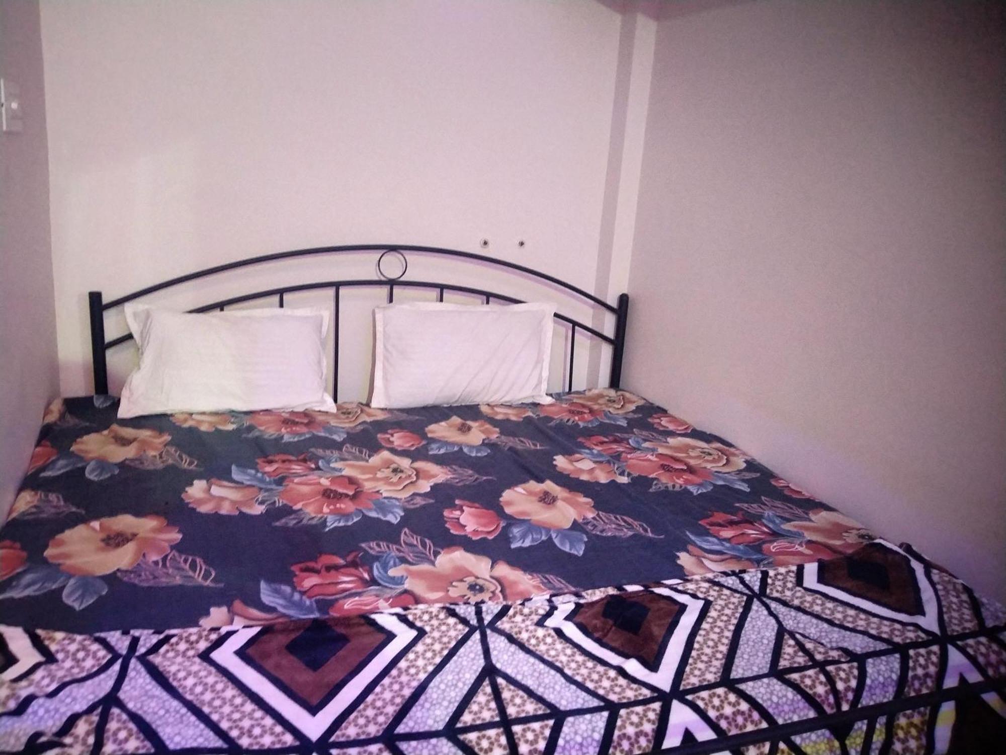 Shivlok Guest House Ujjain Esterno foto